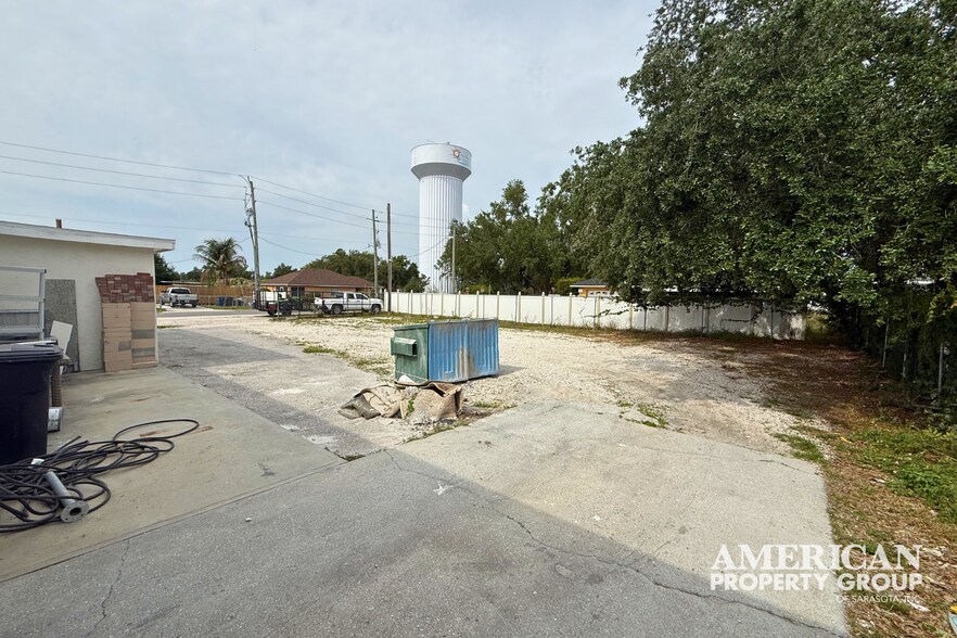 More Photos Of 2501 1st Ave E, Palmetto Warehouse For Sale