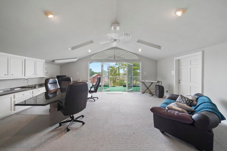 More Photos Of 0 Highway 105, Conroe Office Residential For Sale