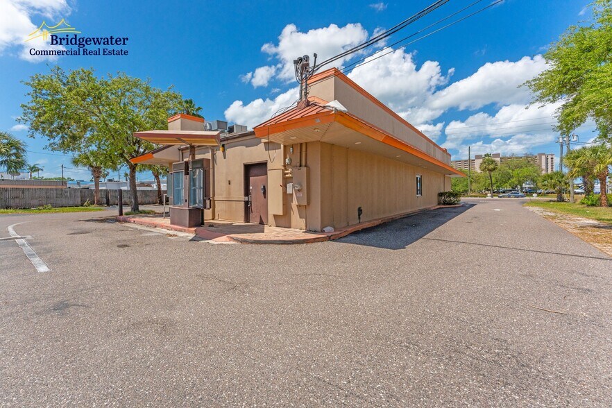 More Photos Of 1200 Pasadena Ave S, South Pasadena Restaurant For Sale