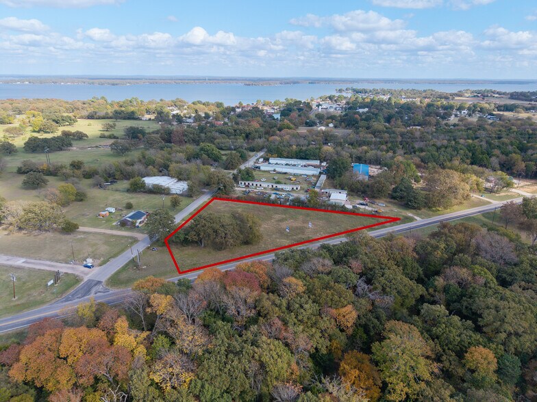 More Photos Of 1412 Mason Ln, Tool Land For Sale