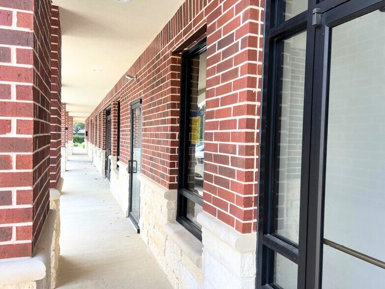 More Photos Of 20303 S University Blvd, Missouri City Medical For Lease