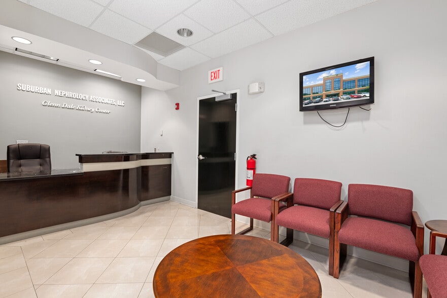 More Photos Of 12200 Annapolis Rd, Glenn Dale Medical For Sale