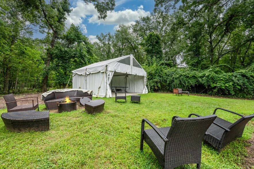 More Photos Of 16409 Red Arrow Hwy, Union Pier General Retail For Sale