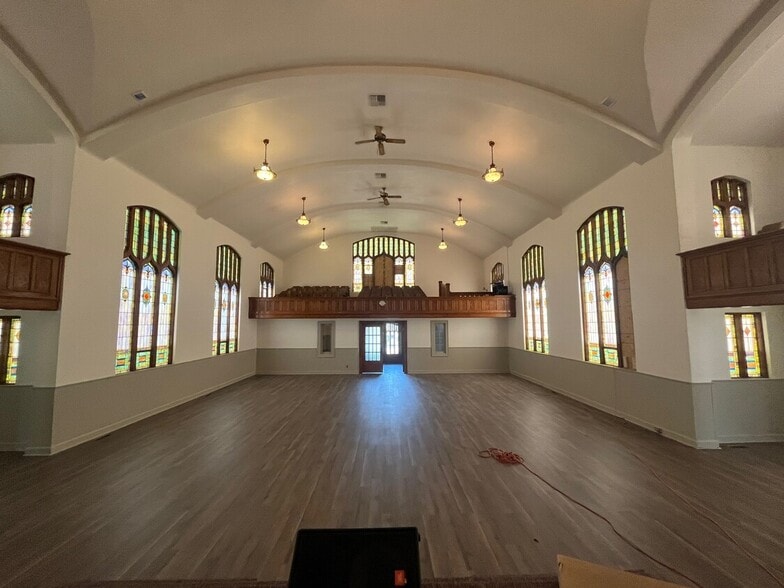 More Photos Of 507 N Union St, Kokomo Specialty For Sale