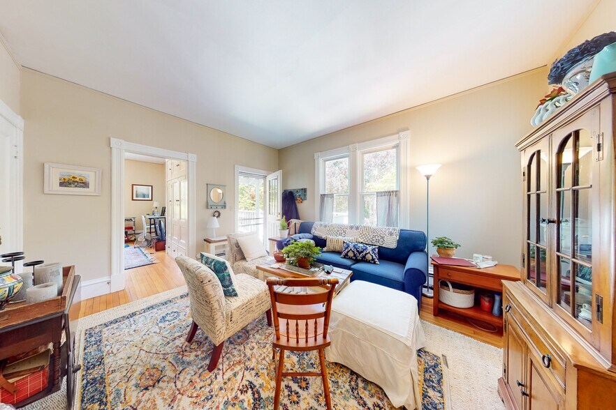 More Photos Of 40 High St, Acton Apartments For Sale