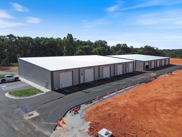 More Photos Of 12960 Grant Place, Bentonville Unknown For Lease