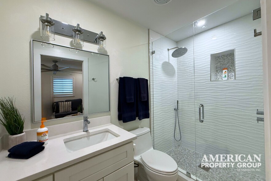 More Photos Of 1670 Stickney Point Rd, Sarasota Office For Sale