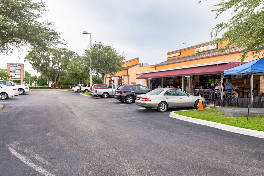 More Photos Of 4325 Lynx Paw Trail, Valrico General Retail For Lease