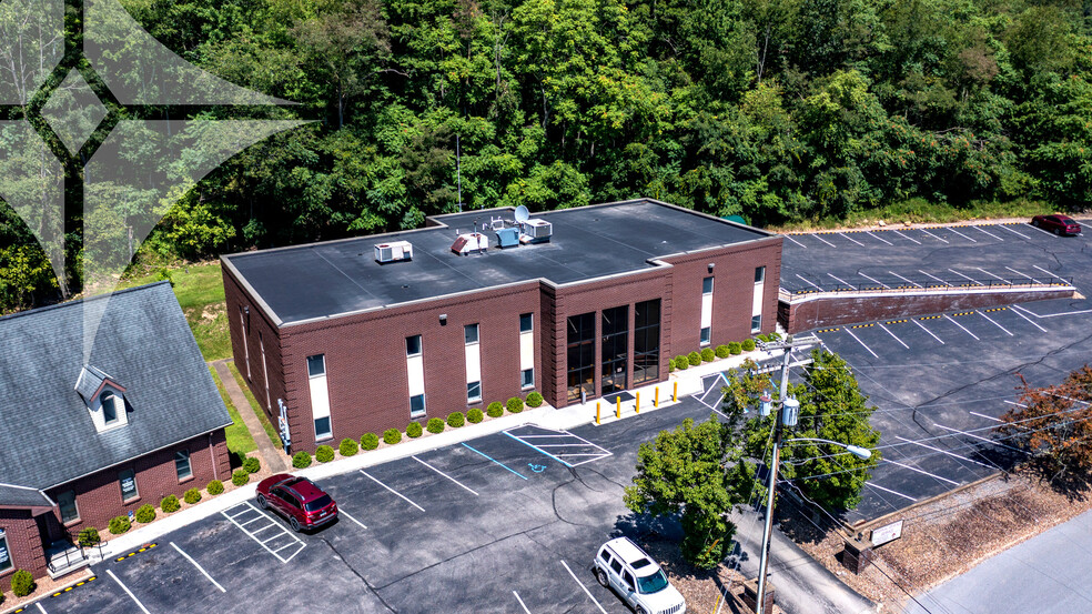 Primary Photo Of 11 Chenoweth Dr, Bridgeport Office For Lease