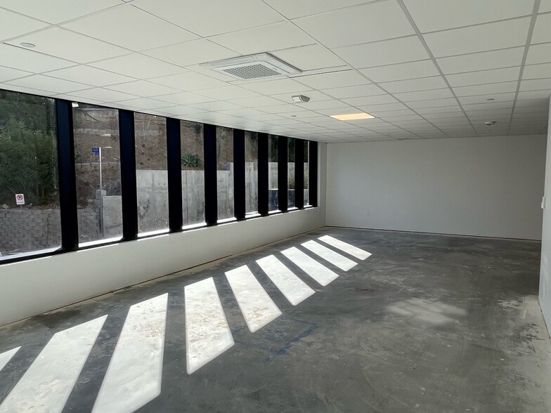 More Photos Of 3397 Barham Blvd, Los Angeles Loft Creative Space For Lease