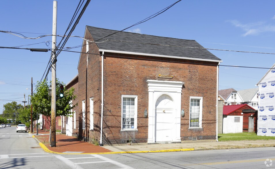 Primary Photo Of 303 14th St, Ambridge Freestanding For Lease