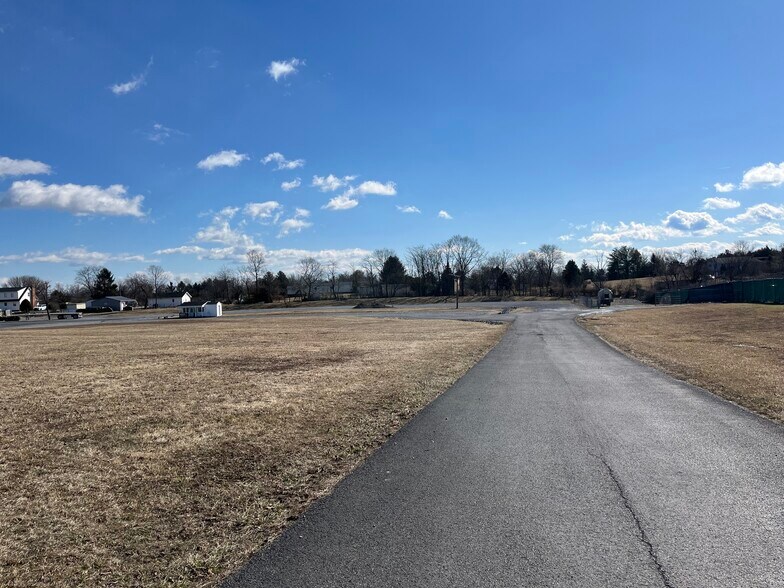 More Photos Of 4786 Williamsport Pike, Martinsburg Warehouse For Sale