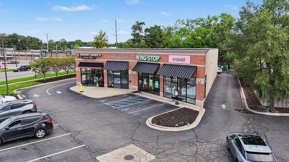 More Photos Of 4998 Highland Rd, Waterford Unknown For Lease