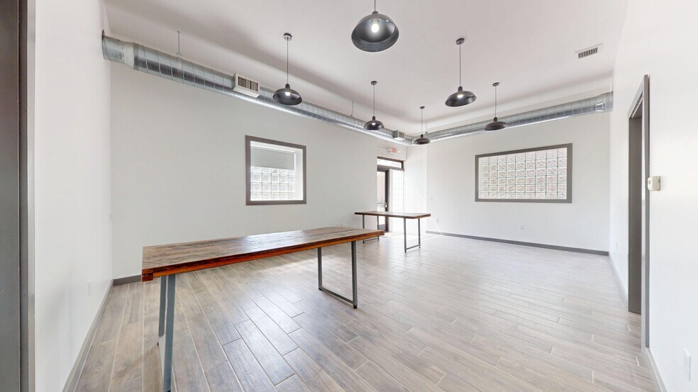 More Photos Of 3367 Spring Garden Rd, Pittsburgh Warehouse For Lease