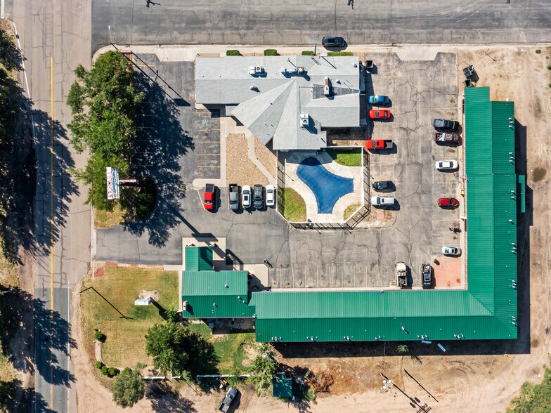 More Photos Of 1208 N Colorado Ave, Brush Hotel For Sale