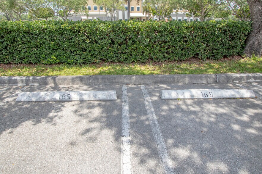 More Photos Of 1835 NW 112th Ave, Miami Warehouse For Lease