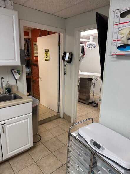 More Photos Of 1173 Route 9 S, Cape May Court House Office For Sale