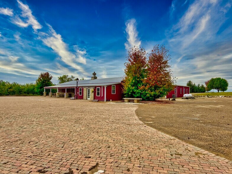 Primary Photo Of 4N250 State Route 47, Maple Park Restaurant For Sale