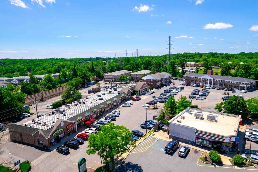 More Photos Of 1 Lincoln Hwy, Edison Office For Sale