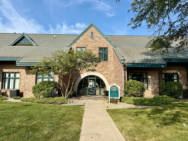 More Photos Of 200-290 E 90th Dr, Merrillville Medical For Lease