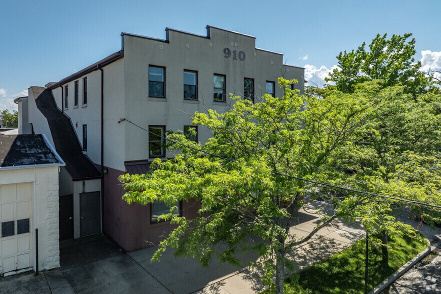 More Photos Of 910 4th Ave, Asbury Park Flex For Lease