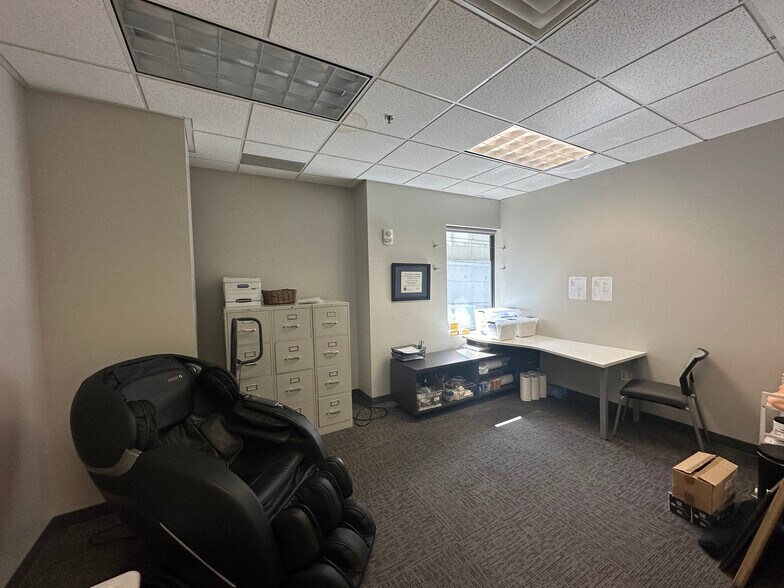 More Photos Of 86 N University Ave, Provo Office Residential For Lease