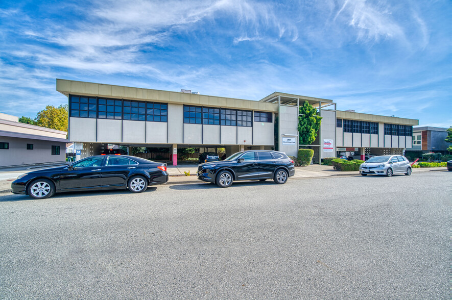 Primary Photo Of 2015 Pioneer Ct, San Mateo Office For Sale