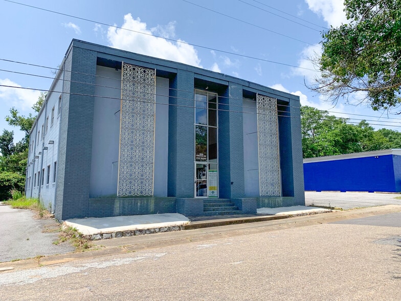 Primary Photo Of 2465 Commercial Park Dr, Mobile Office For Lease