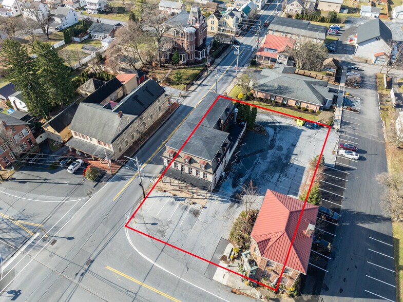 More Photos Of 101 N Market St, Schaefferstown General Retail For Sale