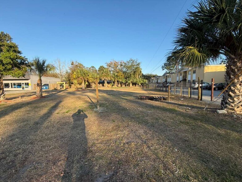 More Photos Of 2013 Jammes Rd, Jacksonville Land For Lease