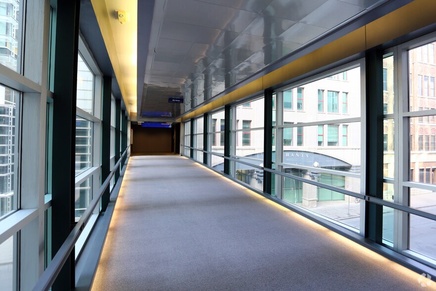 More Photos Of 312 8th St, Des Moines Office For Sale