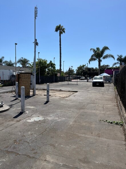 More Photos Of 1325 S Main St, Santa Ana Land For Lease