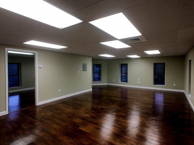 More Photos Of 14 Dorchester St, Boston Office For Lease