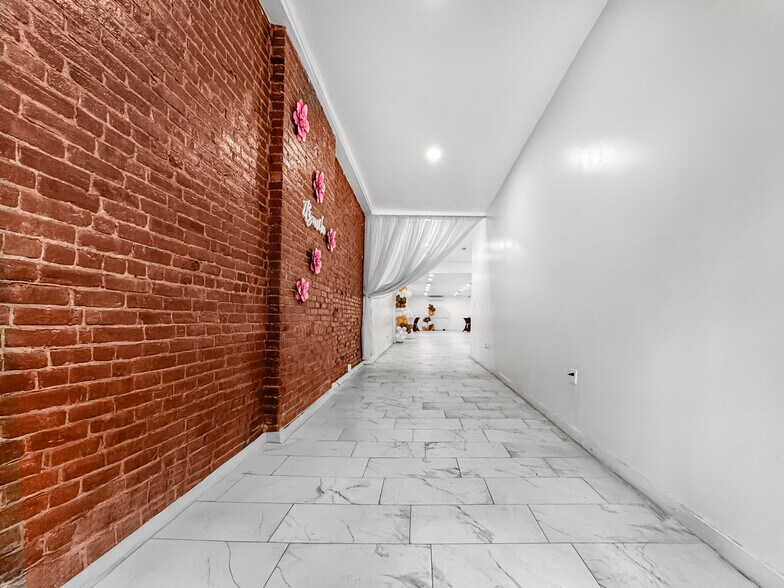 Primary Photo Of 936 Atlantic Ave, Brooklyn Storefront Retail Residential For Lease