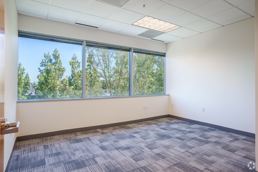 More Photos Of 2603-2633 Camino Ramon, San Ramon Unknown For Lease