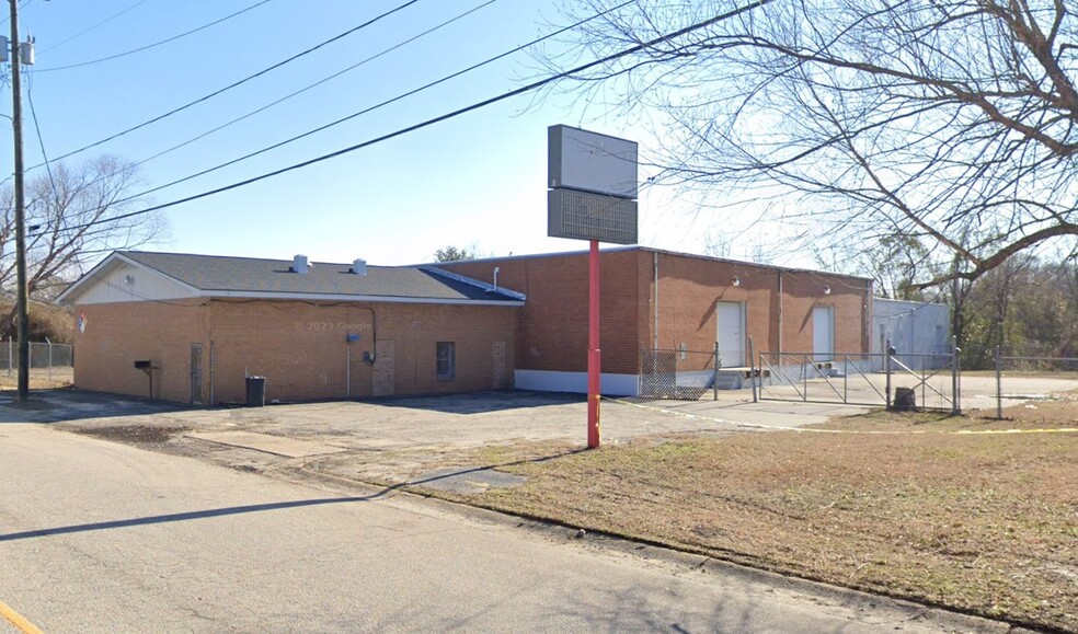 Primary Photo Of 203 Cumberland St, Fayetteville Warehouse For Sale