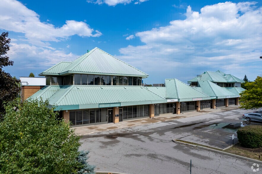 More Photos Of 871 Equestrian Ct, Oakville Light Distribution For Lease