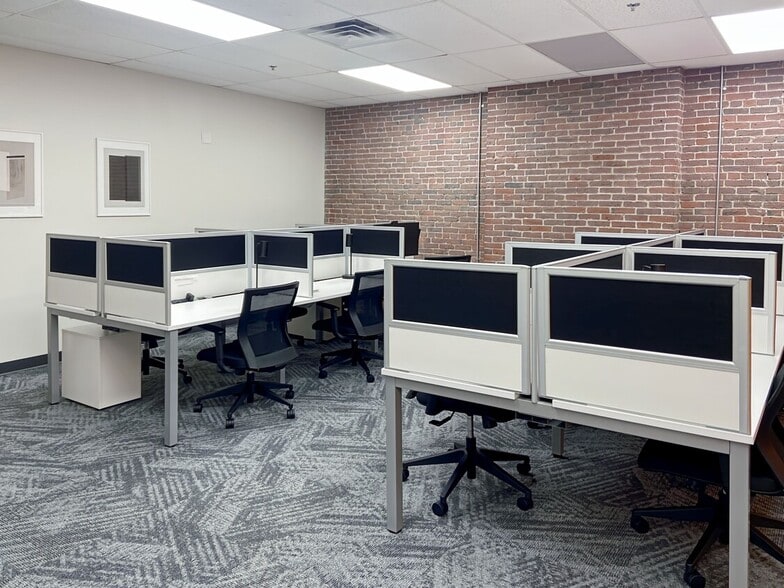 More Photos Of 1037-1045 Elm St, Manchester Office For Lease