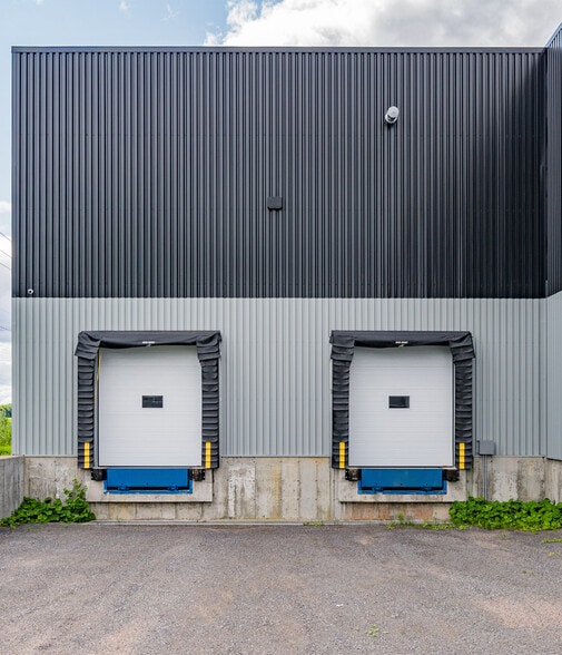 Primary Photo Of 210 Rue Piché, Donnacona Warehouse For Lease
