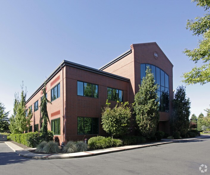 More Photos Of 680 Hawthorne Ave SE, Salem Office For Sale