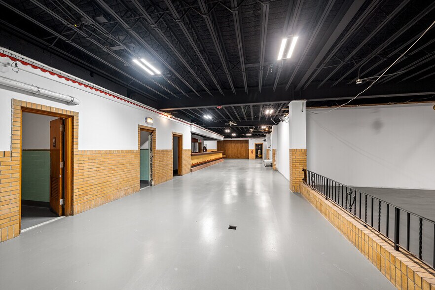 More Photos Of 379 Cherry St, Pottstown Flex For Lease