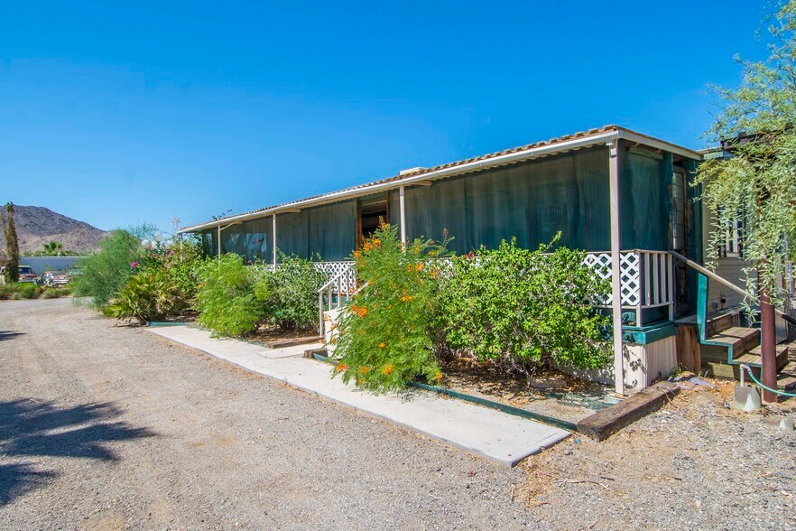More Photos Of 1498 Main, Quartzsite Land For Sale