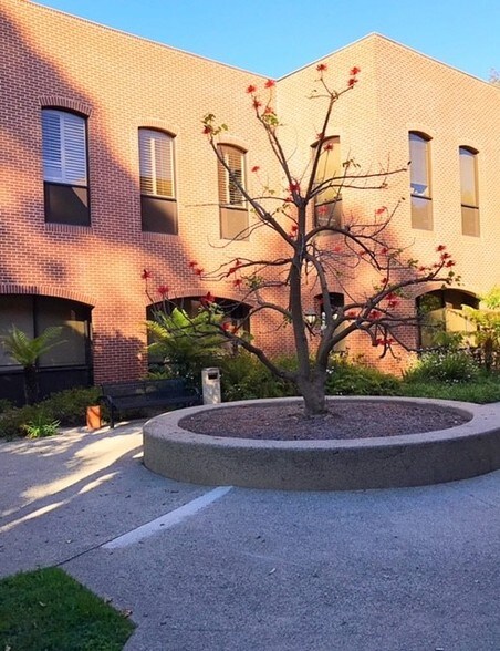 More Photos Of 3146 Red Hill Ave, Costa Mesa Office For Lease