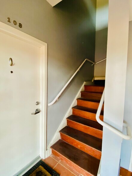 More Photos Of 200 Azure Way, Miami Springs Apartments For Sale