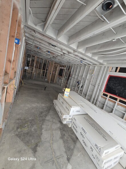 More Photos Of 167 Avenida Serra, San Clemente Specialty For Lease