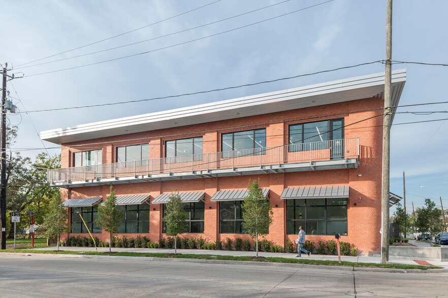 More Photos Of 4619 Lyons Ave, Houston Light Manufacturing For Sale