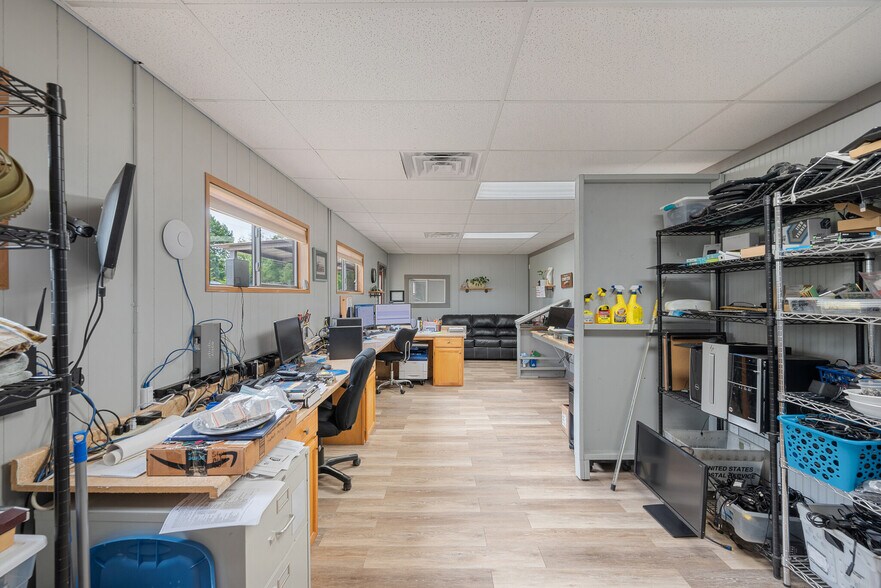 More Photos Of 5290 W State Highway 31, Corsicana Office Residential For Lease