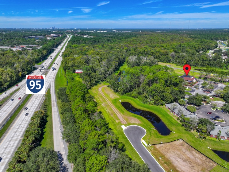 More Photos Of 9000 Cypress Green Dr, Jacksonville Office For Lease