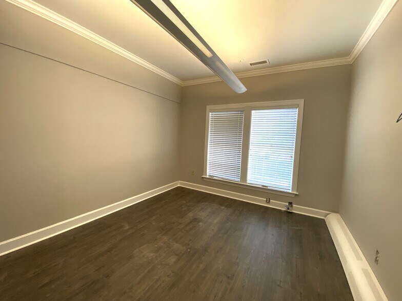 More Photos Of 1830 Peachtree Pky, Cumming Medical For Sale