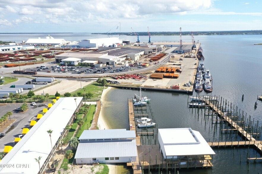 More Photos Of 5300 Highway 98 Hwy, Panama City Restaurant For Lease